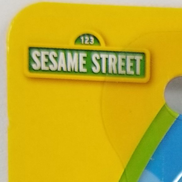 Sesame Street Action Figure set cake decorations approxima 2" + or - - Picture 15 of 15